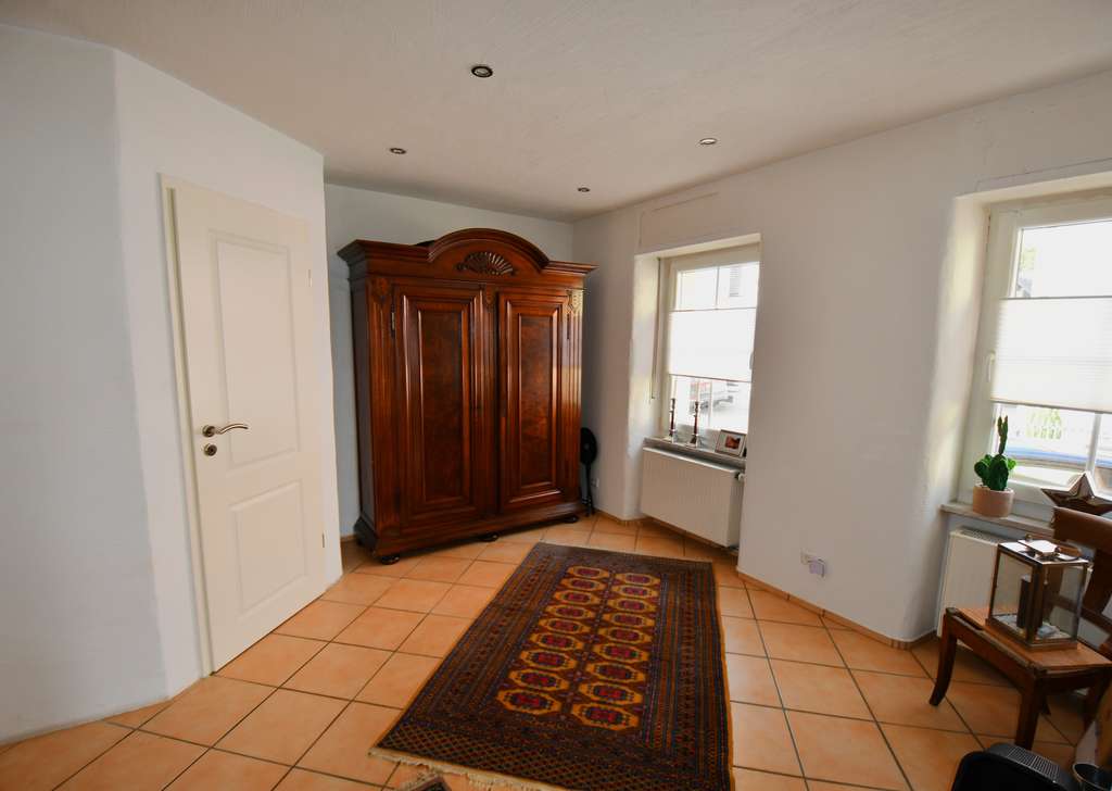 Immobilie in Vallendar - Attraktives EFH mit zusätzlichem Baupotenzial in begehrter Lage nahe der WHU - Bild 4