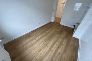 Frisch renovierte 2,5 Zimmer-Wohnung mit Duschbad und separatem WC – 23560 Sankt Jürgen, Lübeck – Vorschaubild 14