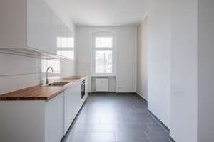 Bezugsfrei: Sonnige, ruhige Altbau-Wohnung mit EBK & Tageslicht-Badezimmer im beliebten Friedenau – Schmiljanstraße 7, 12161 Friedenau, Berlin – Vorschaubild 11