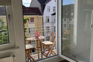 Südstadt -Nähe Stephansplatz - modernisierte Wohnung mit großer Einbau-/Wohnküche im gepflegten Haus – Simrockstr. 24 A, 30171 Südstadt, Hannover – Vorschaubild 3