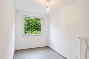 Kernsanierte 3-Zimmer-Erdgeschosswohnung mit Balkon & Gartennutzung in Duisburg-Duissern – Heckenstraße 16, 47058 Duissern, Duisburg – Vorschaubild 11