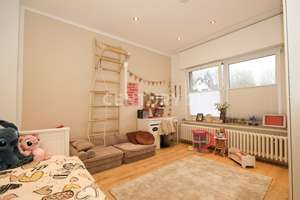 Wandelbares Ein-Zweifamilienhaus mit schönem Garten! Hier können Sie so einziehen. – Die vollständige Adresse der Immobilie erhältst du vom Anbieter., 48455 Bad Bentheim – Vorschaubild 11