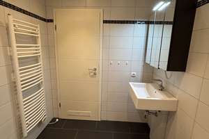 Modernisierte 2-Zimmer-Wohnung mit Loggia, Stellplatz & Einbauküche in Oggersheim – 67071 Oggersheim, Ludwigshafen am Rhein – Vorschaubild 13