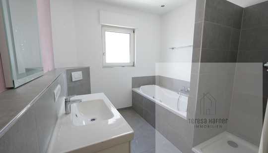 Bild von Renovierungsbedürftiges Einfamilienhaus mit Garten