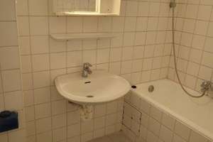 Helle frisch renovierte 2-Zimmer-Küche-Bad-Wohnung, 64 qm,  in Bremerhaven-Geestemünde – Grashoffstraße 40, 27570 Geestemünde, Bremerhaven – Vorschaubild 7