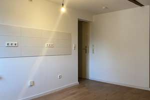 *** Helle 2-Zimmer Wohnung im DG *** – Richthofenstr 28, 42899 Lüttringhausen Mitte, Remscheid – Vorschaubild 4