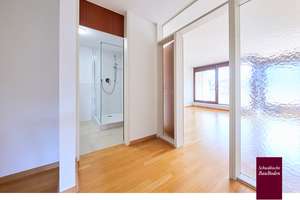 Stuttgart-Botnang: Attraktive 3,5-Zi.-Wohnung im 6. OG, Terrasse/Loggia, Parkett & Einbauküche +++ – Belaustraße 18A, 70195 Botnang-Süd, Stuttgart – Vorschaubild 29