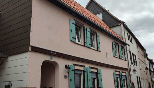 Bild von Kapitalanleger und Großfamilien aufgepasst!Attraktive Altstadtimmobilie, beste Lage mit viel Platz