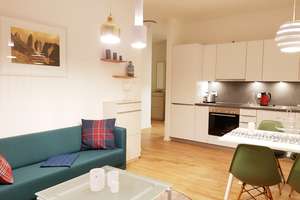 Available 01.06.26- Located in the heart of Berlin - gorgeous furnished apartment near park – Stallschreiberstraße 27, 10179 Mitte (Ortsteil), Berlin – Vorschaubild 1