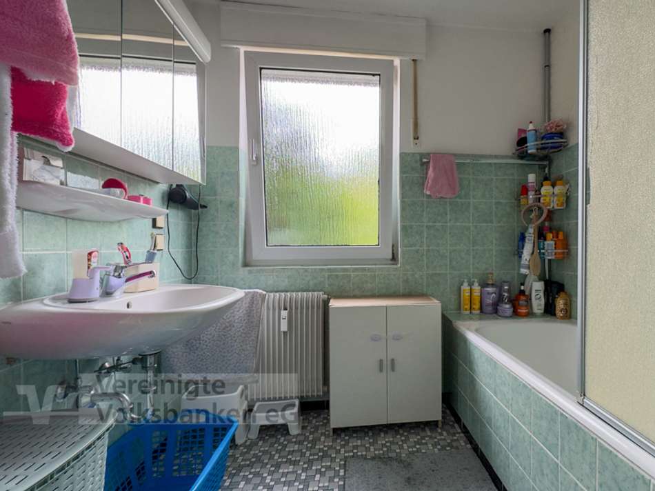 25935-OG-Badezimmer
