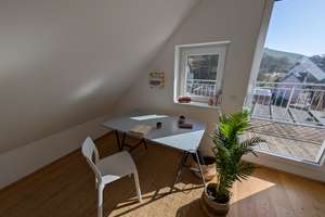 schöne große Maisonette Wohnung in Stuttgart – Die vollständige Adresse der Immobilie erhältst du vom Anbieter., 70329 Obertürkheim (Ortsteil), Stuttgart – Vorschaubild 20
