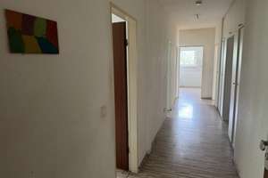NUR MIT WBS (3 Personen) - helle Dachgeschosswohnung – Börsenstraße 118, 42657 Burg/Höhscheid, Solingen – Vorschaubild 4