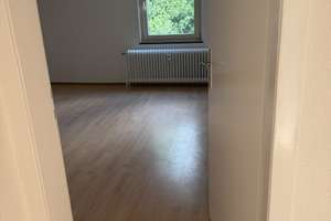3,5 Raum Wohnung im 6-Familienhaus neu renoviert in Gelsenkirchen Schaffrath ruhige Wohnlage – Nottkamphof 6, 45897 Beckhausen, Gelsenkirchen – Vorschaubild 9