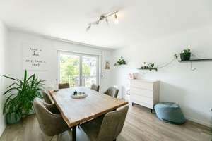 Modernisiertes Reihenmittelhaus mit zwei WE und ausgebautem Dachgeschoss – Die vollständige Adresse der Immobilie erhältst du vom Anbieter., 89079 Wiblingen, Ulm – Vorschaubild 11