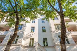 Repräsentativer Altbau  - zwischen Ludwigkirch - und Nikolsburgerplatz. – Die vollständige Adresse der Immobilie erhältst du vom Anbieter., 10719 Wilmersdorf, Berlin – Vorschaubild 1