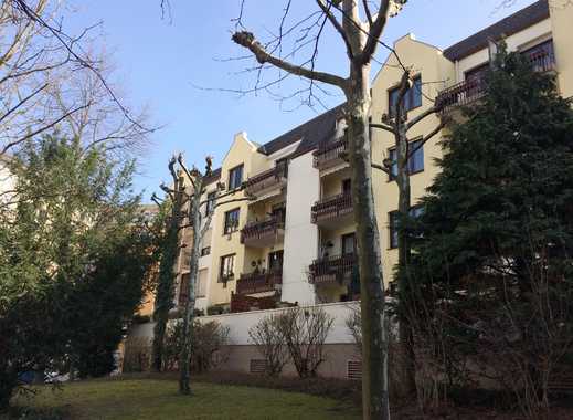 Großzügige helle DG-Wohnung zentrumsnah am Main - provisionsfrei