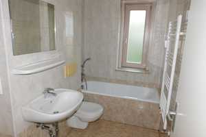 Klein, aber oho! - Balkon, Laminat, Bad mit Fenster, Wanne... – Walter-Oertel-Str. 50a, 9112 Chemnitz – Vorschaubild 8