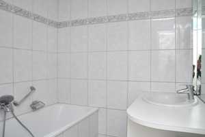 Familienfreundlich: Charmante 3-Zimmer-Wohnung mit EBK, Sonnenbalkon, Lift und Garage! – Düsseldorf – Vorschaubild 8