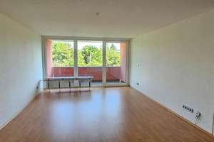 Lebendiger Alltag in Köln: 3-Zimmer-Wohnung im Spitzangerweg – Spitzangerweg 47, 50859 Lövenich, Köln – Vorschaubild 4