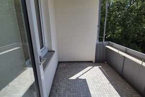 2 Zimmer mit Balkon, hell, zentral, Nähe MHH,  gute Verkehrsanbindung, im Grünen – Die vollständige Adresse der Immobilie erhältst du vom Anbieter., 30655 Groß-Buchholz, Hannover – Vorschaubild 7
