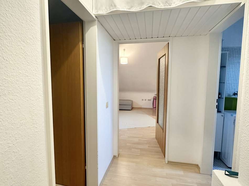 Flur (1,5 - Zimmer)