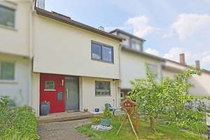 Idyllisches Reihenmittelhaus mit einer großzügigen Aufteilung und viel individuellem Gestaltungsp... – Die vollständige Adresse der Immobilie erhältst du vom Anbieter., 71254 Ditzingen – Vorschaubild 9