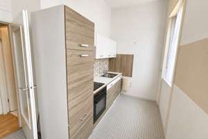 Altbau trifft Potenzial: Villa mit drei Wohneinheiten & Garagen in Offenbach am Main – 63071 Lichtenplatte, Offenbach am Main – Vorschaubild 16