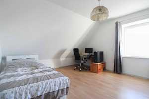 Jetzt oder nie: Kaufen, Renovieren, Einziehen: Einfamilienhaus mit großem Grundstück  – Augsburg (Kreis) – Vorschaubild 14