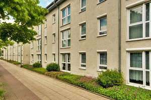 Attraktiv! Günstig geschnittene 2-Zimmer-Wohnung in Seniorenwohnanlage! – Wilhelm-Nieswandt-Allee 132-134, 45326 Altenessen-Nord, Essen – Vorschaubild 1