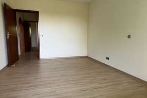 N`hausen (ruhig, Nähe Ortsmitte): Freie 3,5-Zi.-ETW (EG) mit großem Balkon und KFZ-Stellplatz! – Kreuzweg 2c, 65527 Niedernhausen – Vorschaubild 15