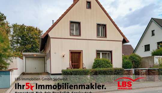 Bild von *RESERVIERT* Harmonisches Wohnen in einem Einfamilienhaus mit großem Garten und Garage