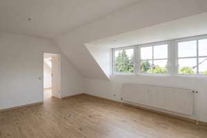 Bezugsfreie 2-Zimmer-Dachgeschosswohnung in Aachen-Eilendorf - perfekt für Singles oder Paare! – Heckstraße 121, 52080 Eilendorf, Aachen – Vorschaubild 2