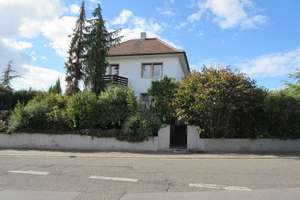 REPRÄSENTATIVES 1-2 FAMILIENHAUS MIT 2 TERRASSEN, DOPPEL- UND EINZELGARAGE SOWIE GROSSEM GARTEN – Die vollständige Adresse der Immobilie erhältst du vom Anbieter., 67229 Laumersheim – Vorschaubild 1