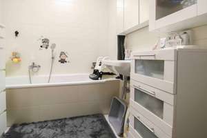 Großzügige 3-Zimmer-Wohnung 76m²  mit Balkon und zwei Bädern im 1.Obergeschoss – Die vollständige Adresse der Immobilie erhältst du vom Anbieter., 9123 Hutholz, Chemnitz – Vorschaubild 8