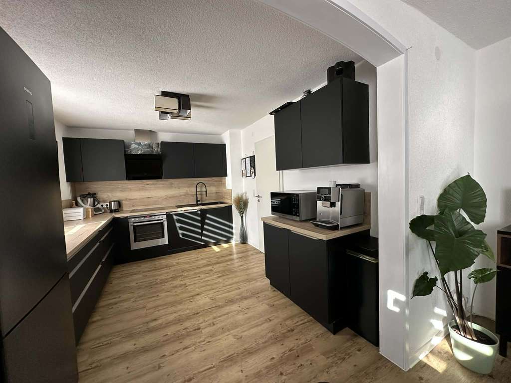 Immobilie in Alpirsbach - Laufend modernisiertes Einfamilienhaus mit Geschichte und Wohnkomfort in Alpirsbach - Bild 3