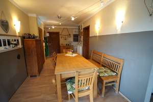 Altbaucharme trifft auf Wohnkomfort. 4-Zimmer-Dachgeschosswohnung in Pfersee! – Die vollständige Adresse der Immobilie erhältst du vom Anbieter., 86157 Pfersee-Nord, Augsburg – Vorschaubild 2