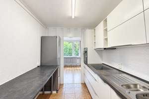 Großzügig wohnen über den Baumwipfeln – Balkon, Einbauküche & Aufzug – 70599 Asemwald, Stuttgart – Vorschaubild 7