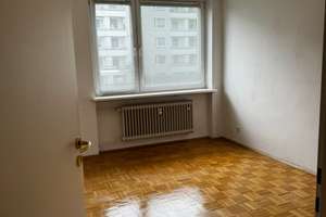  Familienfreundliche  3-Zimmer-Wohnung in München Bogenhausen  – Denninger Straße 204, 81927 Englschalking, München – Vorschaubild 4
