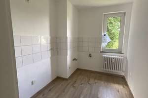3-Zimmer-Wohnung in Hagen Boele sucht Nachmieter ab sofort! – Niedernhofstraße 15, 58099 Boele, Hagen – Vorschaubild 2