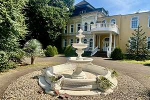 Jugendstilvilla ! Saniert auf über 700 qm herrschaftlich Wohnen! – Die vollständige Adresse der Immobilie erhältst du vom Anbieter., 41236 Schmölderpark, Mönchengladbach – Vorschaubild 4