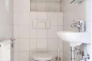 Geräumige 3-Raum Wohnung in Mitte-West – Bahnhofstraße 60, 8056 Mitte-West, Zwickau – Vorschaubild 4