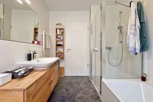 Property thumbnail 16