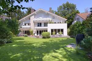 Lichtdurchflutete Gartenwohnung mit Hauscharakter in München Bogenhausen/Daglfing. Provisionsfrei – Die vollständige Adresse der Immobilie erhältst du vom Anbieter., 81929 Daglfing, München – Vorschaubild 2