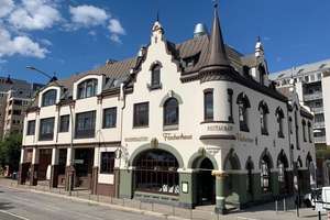 Hochwertig möbliertes Apartment mit Elbblick!