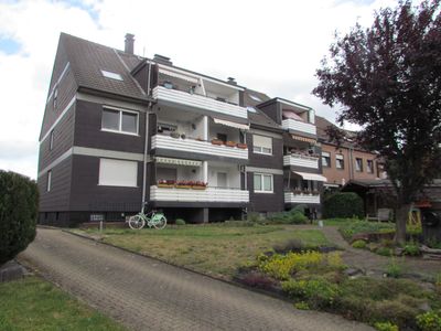 TOP-Lage in Duisburg-Huckingen! Gepfl. 1,5 Zimmerwohnung mit Balkon.