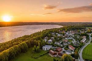 Wunderschön neugebautes Reiheneckhaus mit Garten  in Seenähe – Die vollständige Adresse der Immobilie erhältst du vom Anbieter., 82335 Berg – Vorschaubild 1