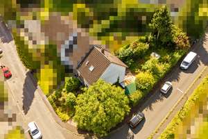 Rösrath - Zentrumsnähe:
Reihenendhaus in ruhiger und gewachsener Wohnlage sucht neue Familie! – Die vollständige Adresse der Immobilie erhältst du vom Anbieter., 51503 Rösrath – Vorschaubild 18