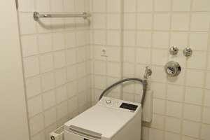 Schöne 1 ZKnB, Südbalkon, viel Grün, 3 Min. zur S2, weitgehend möbliert – Gustav-Otto-Bogen 11, 80997 Allach, München – Vorschaubild 4