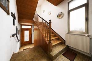 RESERVIERT!Zweifamilienhaus sofort frei: Garten, Wintergarten, 4 Garagen – käuferprovisionsfrei – Die vollständige Adresse der Immobilie erhältst du vom Anbieter., 68239 Seckenheim, Mannheim – Vorschaubild 5