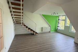 ruhige Dachgeschoss Wohnung (Maisonette) – Cecilienstr. 10, 12247 Lankwitz, Berlin – Vorschaubild 2